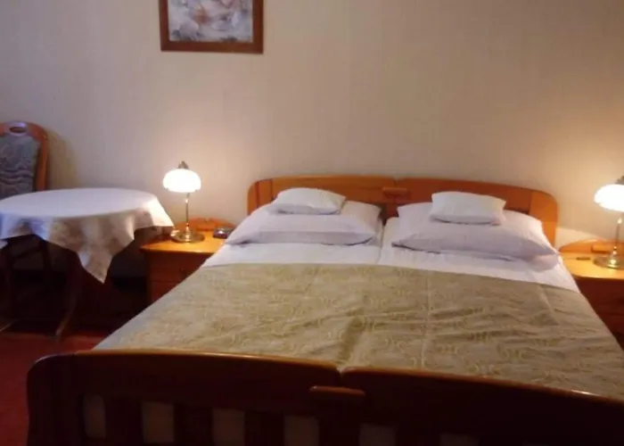 Отель Romantica 3*